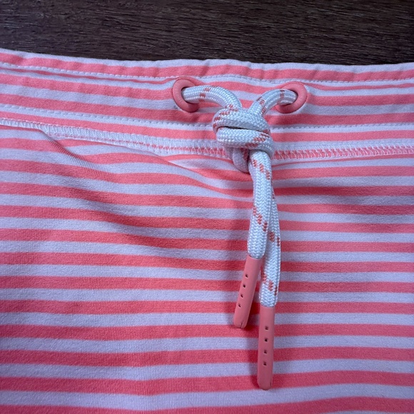 Vineyard Vines Girls Performance Athletic Skort, Striped, Size XL (16), Sports - Picture 2 of 8